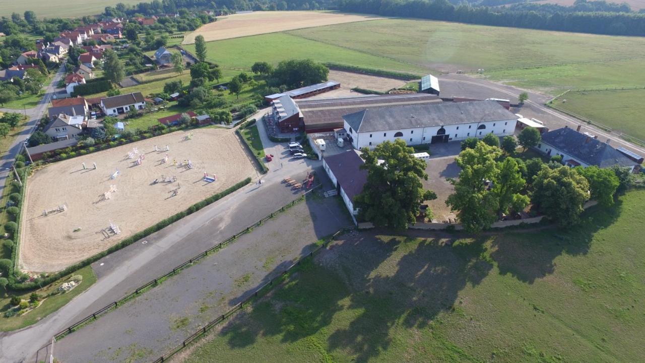 Penzion Jizdarna Sucha Litomyšl Exterior foto